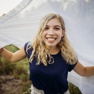 Meet your Posher, Jenna